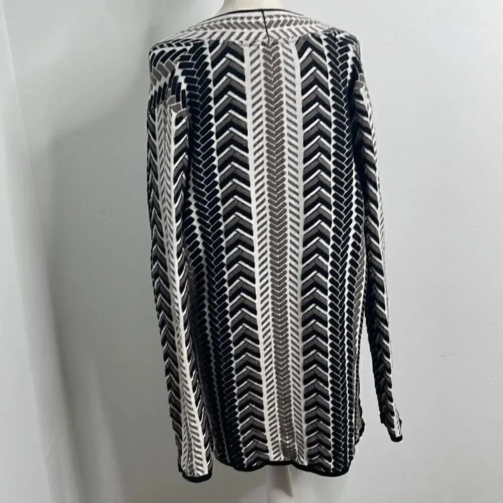Isaac Mizrahi Live! Sweater shrug.  It’s like. A blanket! Size Medium.